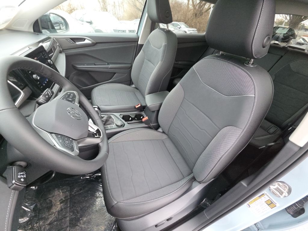 2026 Volkswagen Taos 1.5T SE Black Gray at Sutliff Volkswagen