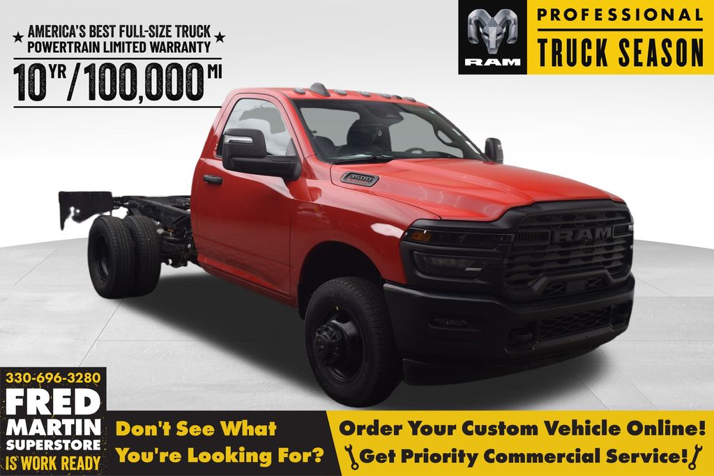 2026 RAM 3500 Chassis Tradesman Regular Cab DRW 4WD