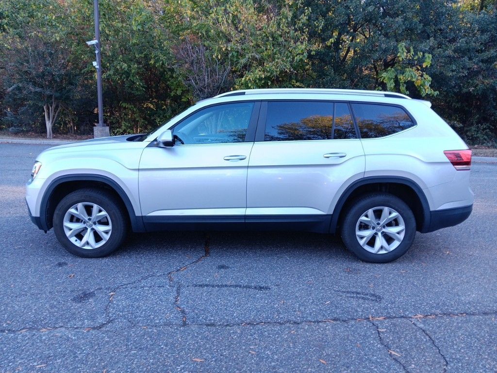 2018 Volkswagen Atlas 3.6L V6 SE 2