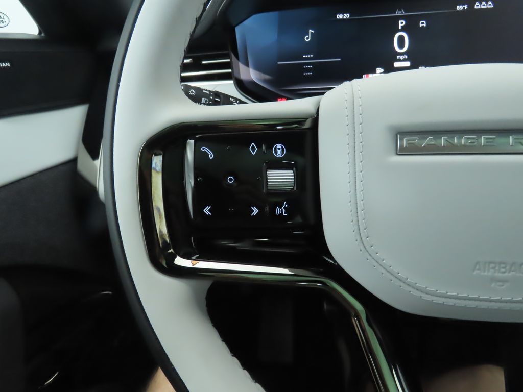 Thumbnail: 2025 Land Rover Range Rover Sport - 11