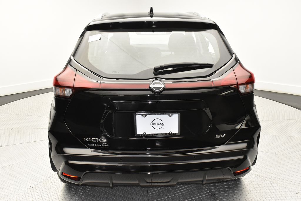 Thumbnail: 2024 Nissan Kicks - 6