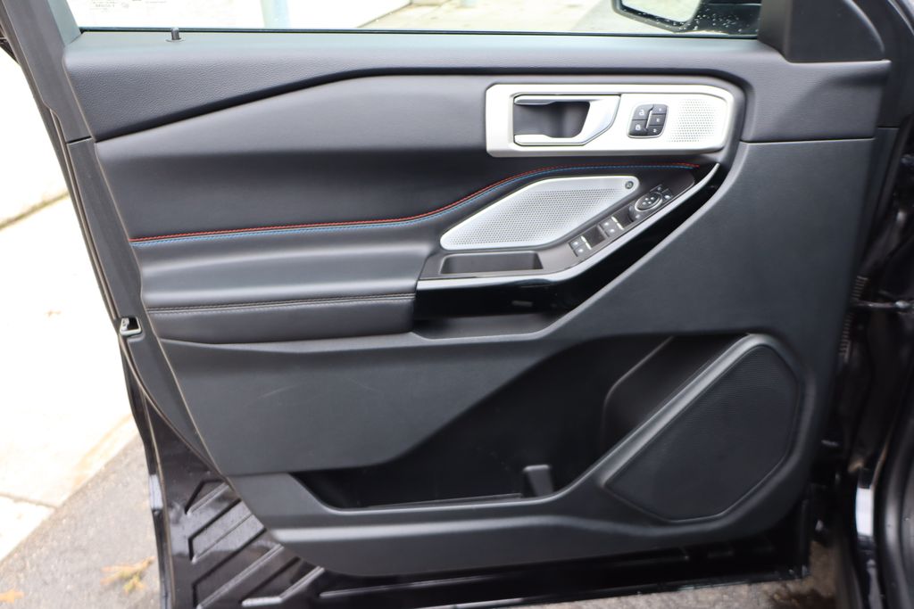 used 2023 Ford Explorer car, priced at $41,900