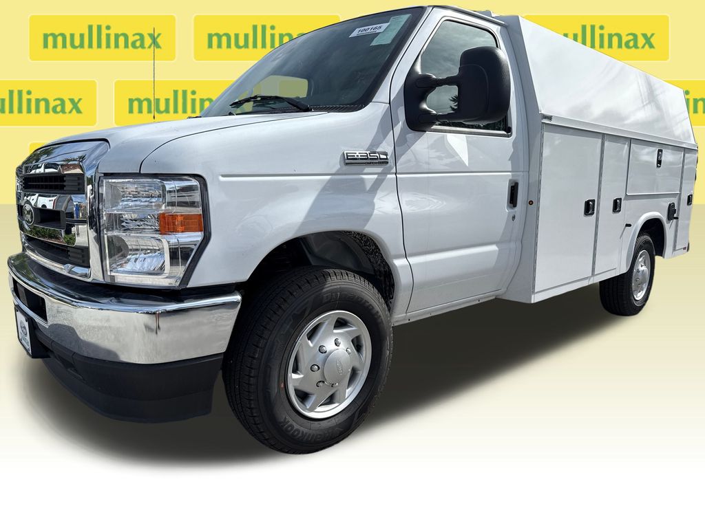New 2026 White Ford Base image 16