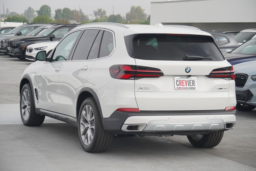 2025 BMW X5 sDrive40i 7