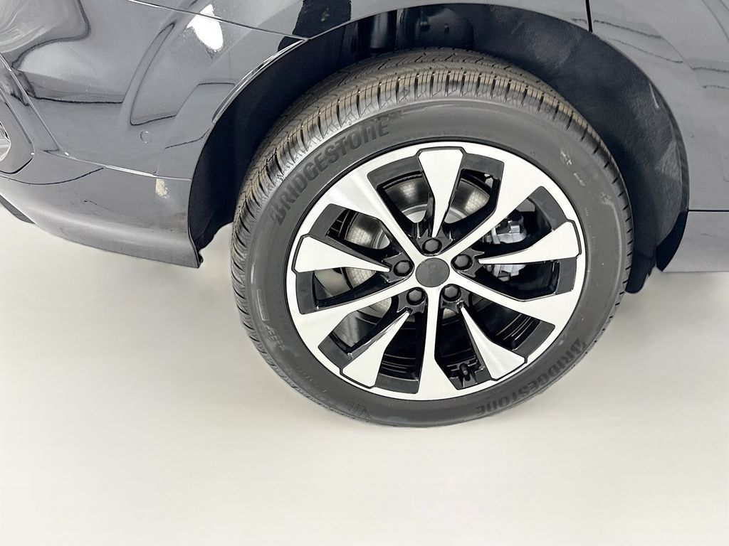 Thumbnail: 2026 Audi Q3 - 32