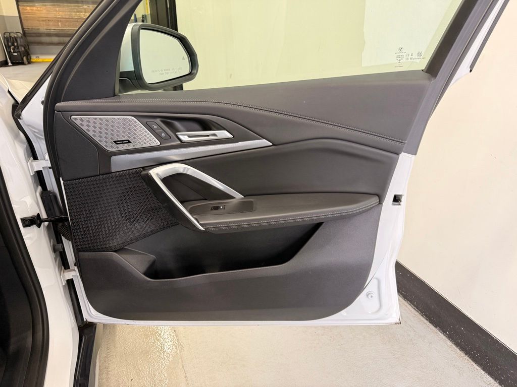 Thumbnail: 2024 BMW X1 - 27