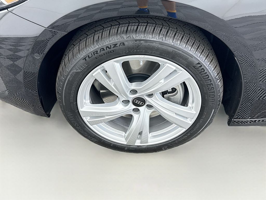 Thumbnail: 2025 Audi A5 - 29