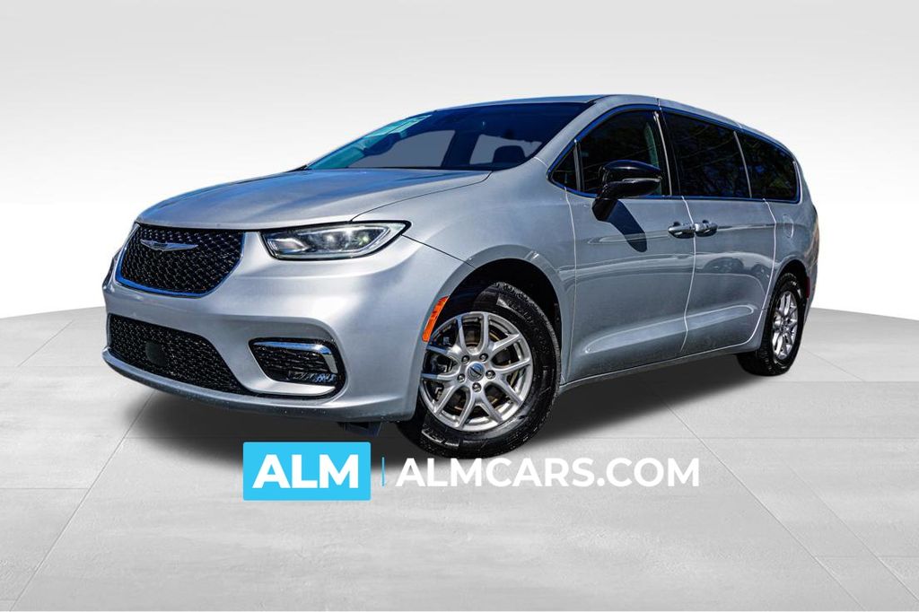 2024 Chrysler Pacifica Touring L