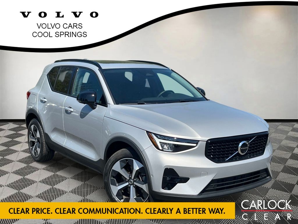 Silver 2025 Volvo XC40 B5 Plus Dark Theme AWD SUV / Crossover All-Wheel Drive Automatic