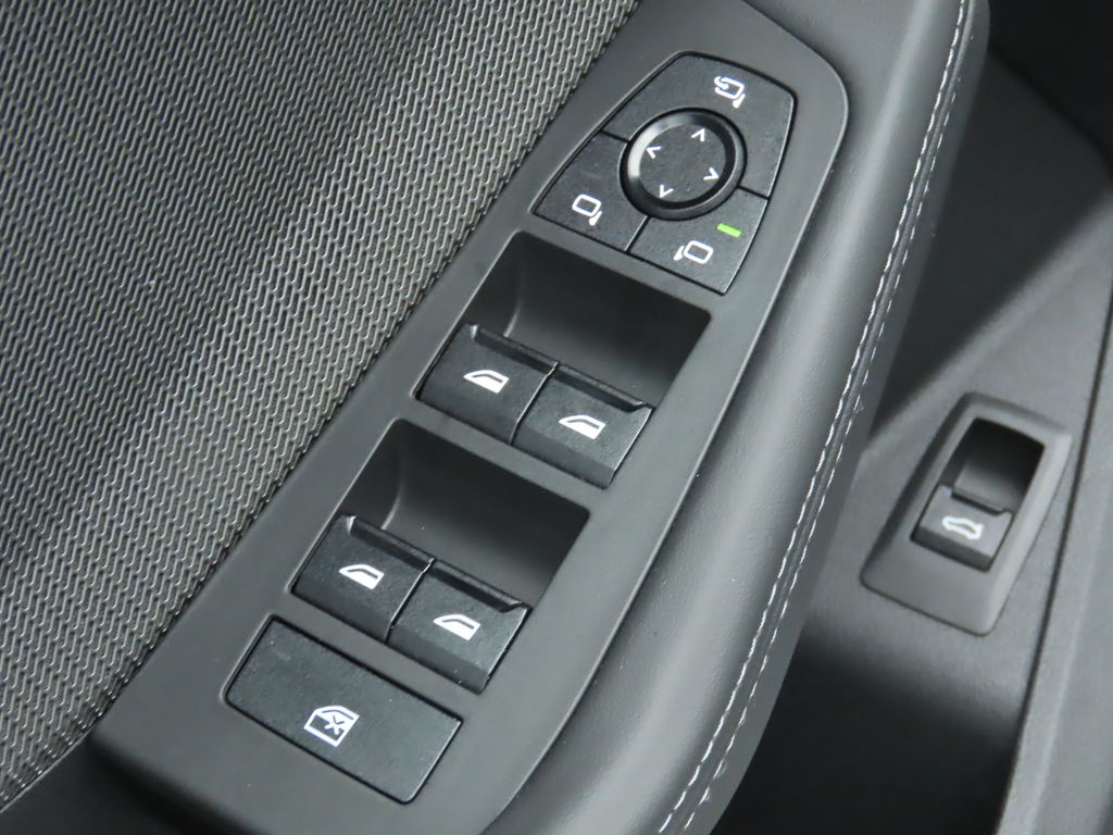 Thumbnail: 2026 BMW 2 Series - 24