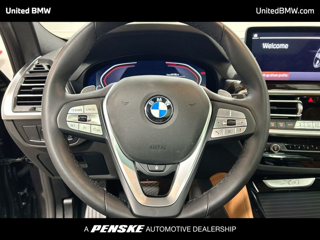 Thumbnail: 2025 BMW X4 - 14