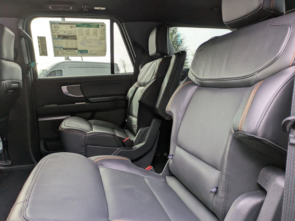 2025 Ford Expedition Tremor