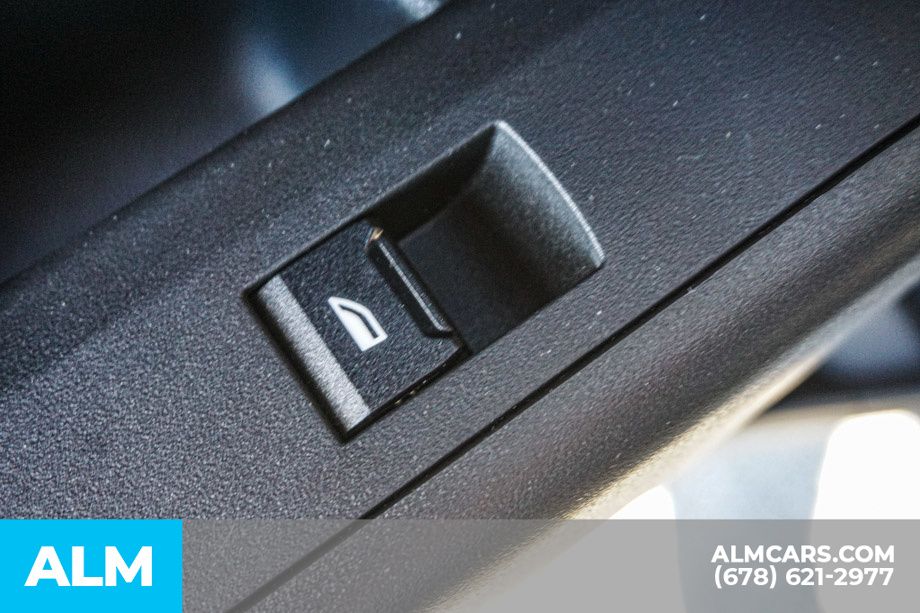 Used 2025 Gray BMW M50 xDrive image 55