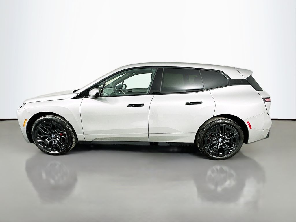 Thumbnail: 2026 BMW iX - 8