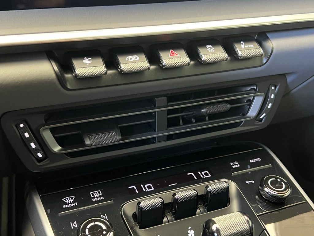 Thumbnail: 2024 Porsche 911 - 12