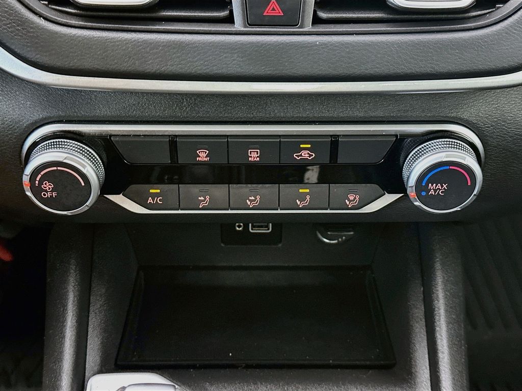 NissanAltima18