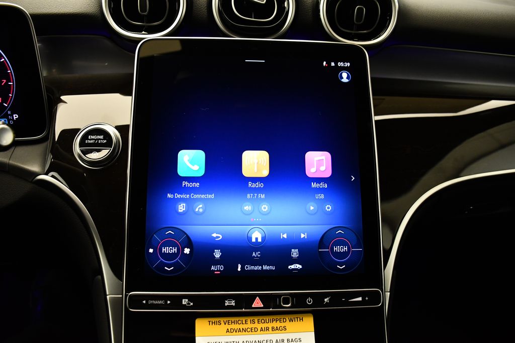 Thumbnail: 2025 Mercedes-Benz GLC - 25