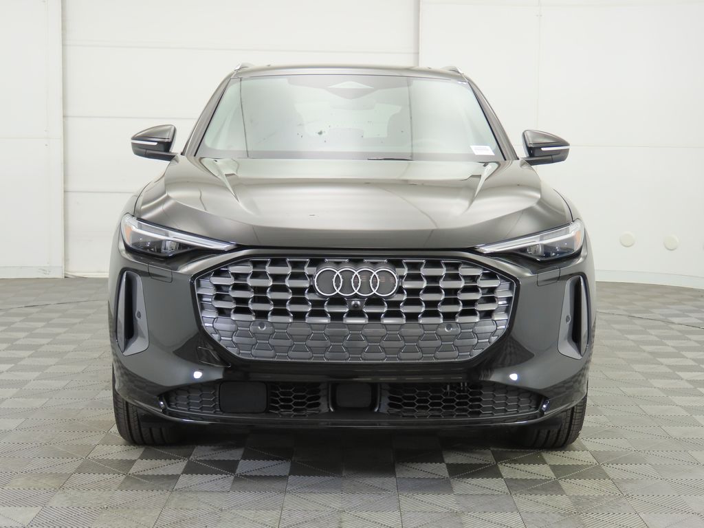 2025 Audi Q5 Premium 2