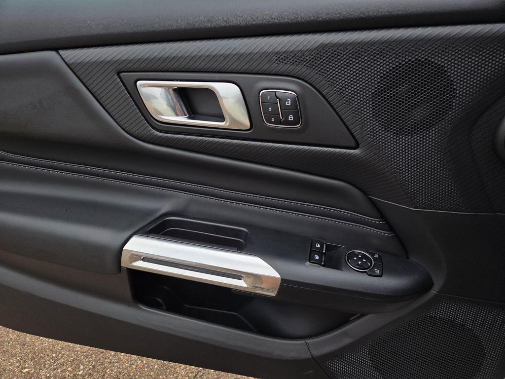 Used 2025 Ford Mustang Coupe