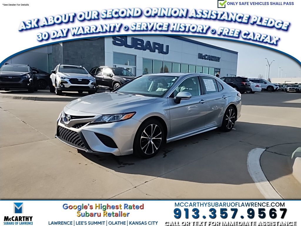 2019 Toyota Camry SE FWD