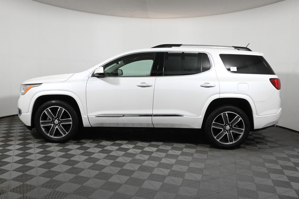 2018 GMC Acadia Denali 2