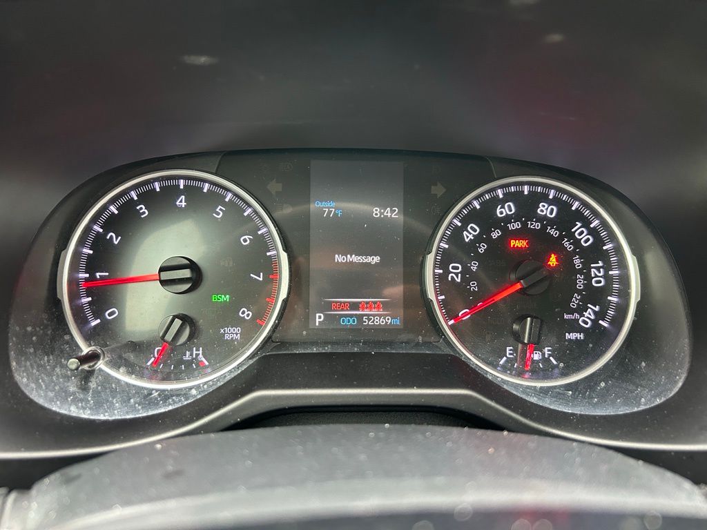 2020 Toyota RAV4 XLE Premium 24