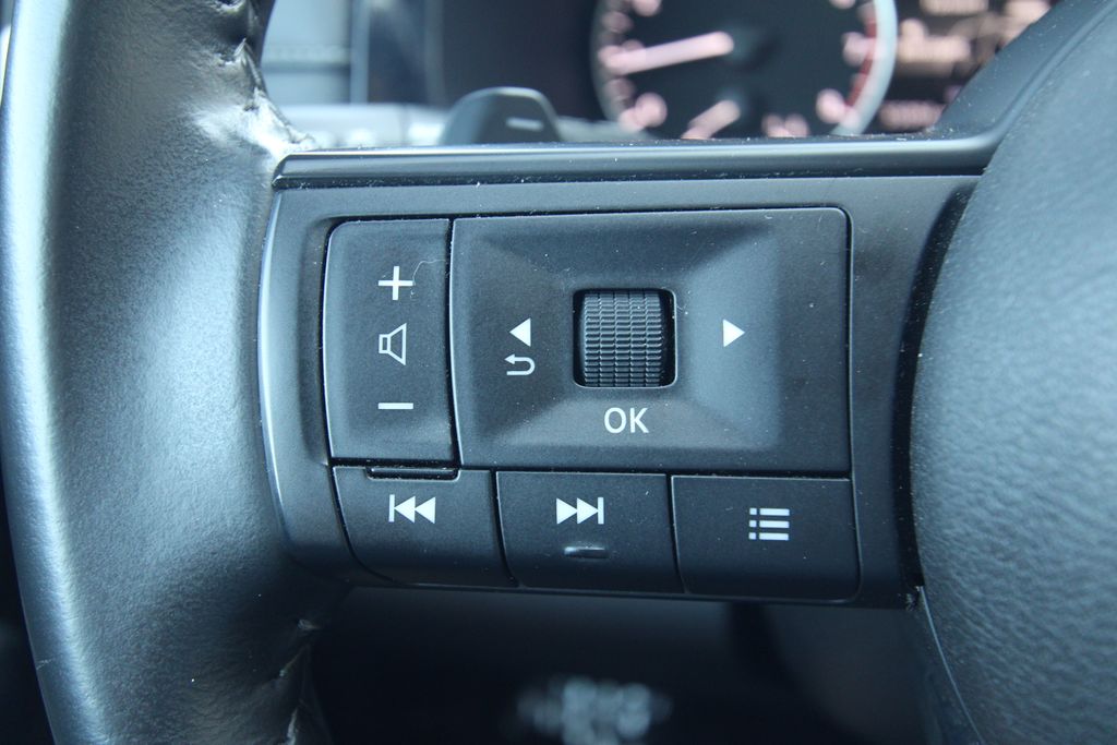 Used 2025 Nissan Pathfinder SUV