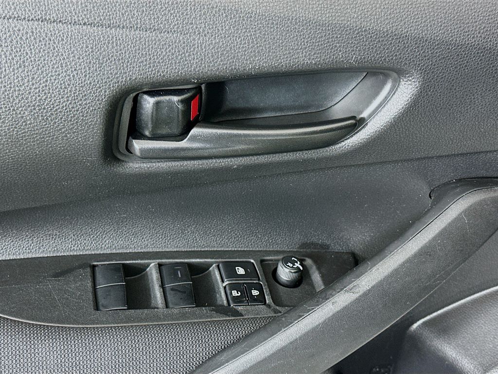 Thumbnail: 2022 Toyota Corolla - 17