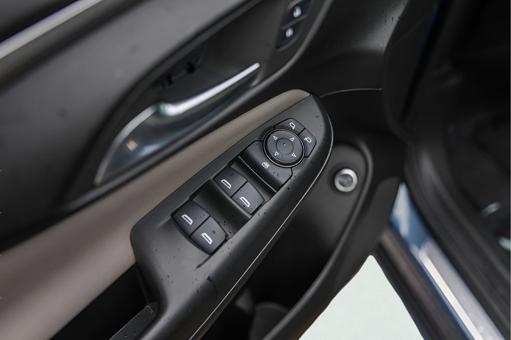 Used Car 2024 Buick Envista  Avenir For Sale Under $30,000 In Austin, Texas