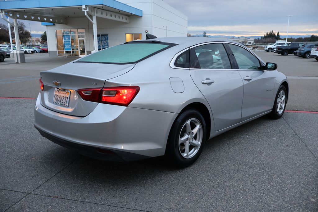 2016 Chevrolet Malibu LS 5