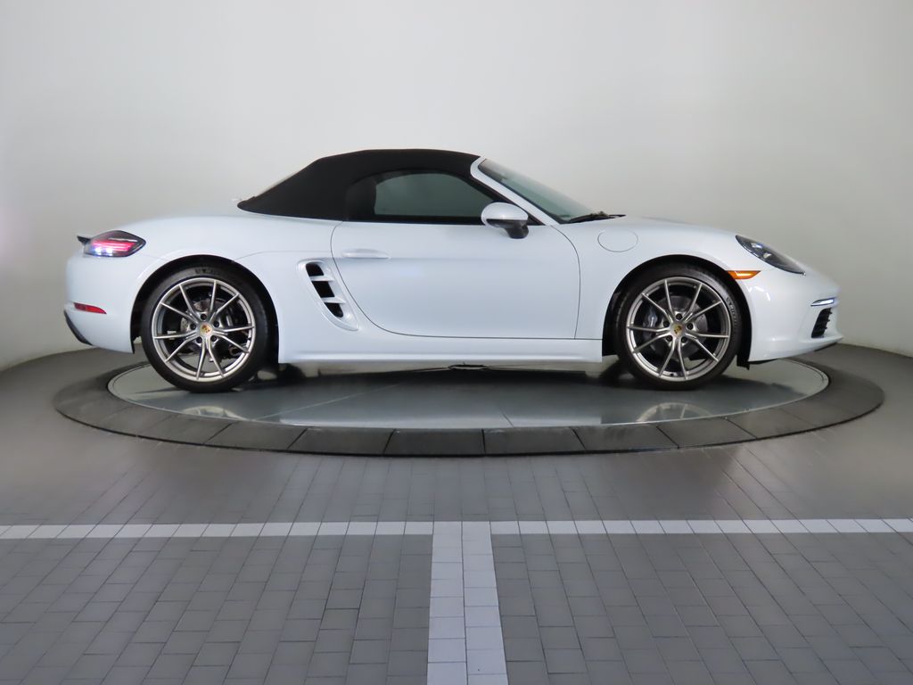 2024 Porsche 718 Boxster  6