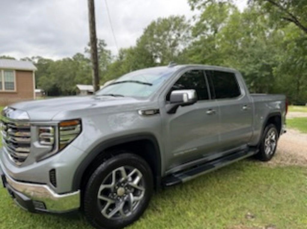 2026 GMC Sierra 2WD Crew Cab Short Box SLT's photo