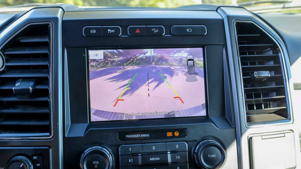 Used 2022 Ford Super Duty F-350 XLT 4D Crew Cab