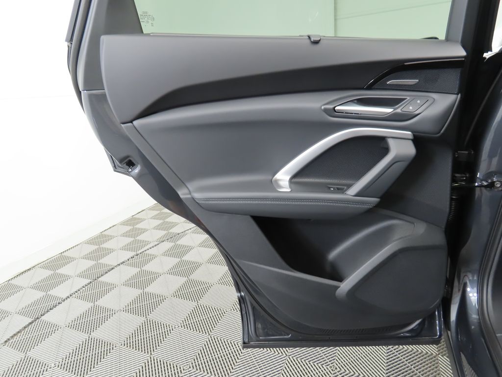 2025 Audi Q5 Premium 28