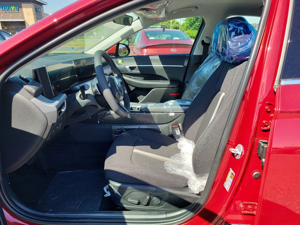 Thumbnail: 2024 Hyundai Sonata - 6