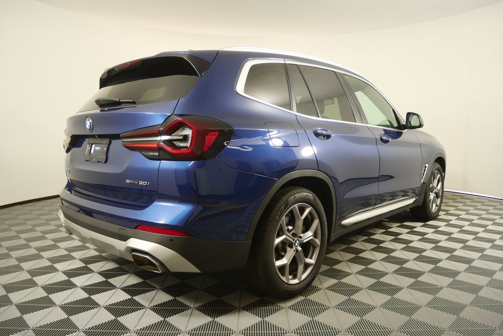 Thumbnail: 2023 BMW X3 - 3