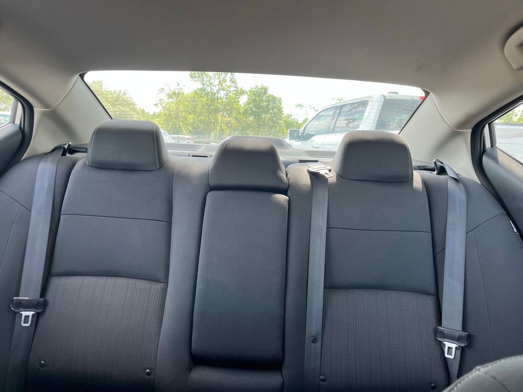 2024 Brilliant Silver Metallic Nissan Altima 2.5 SV FWD Sedan