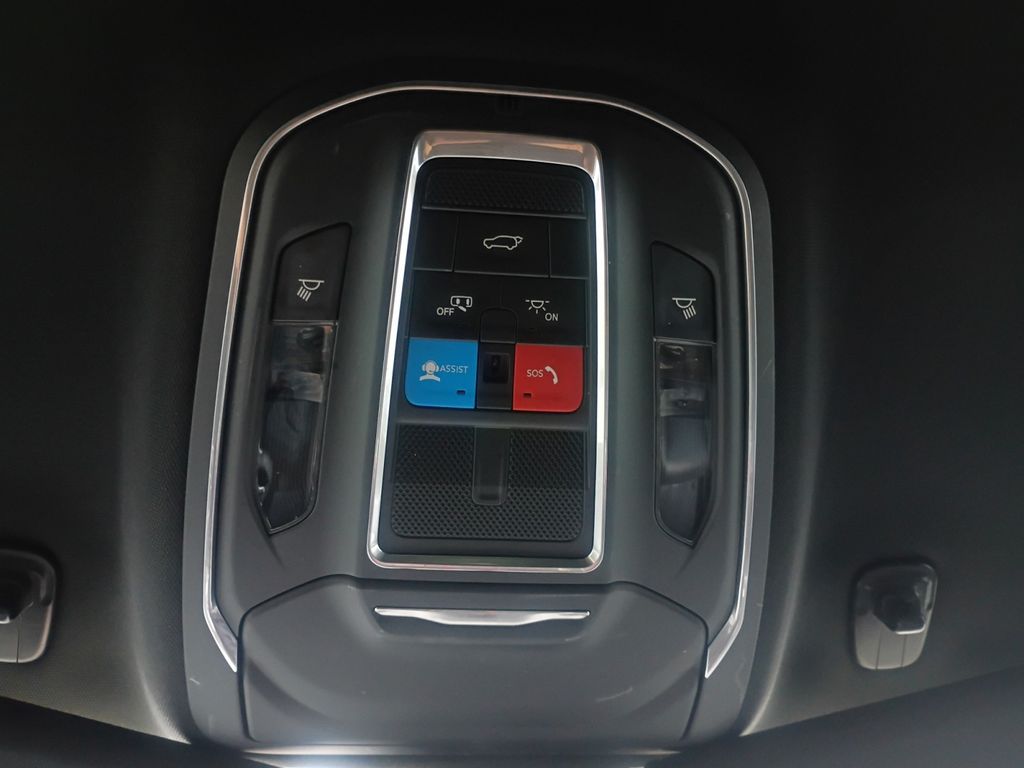 Used Car 2022 Jeep Wagoneer  Series Iii For Sale Under $50,000 In Austin, Texas