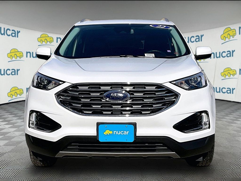 2022 Ford Edge — photo 2