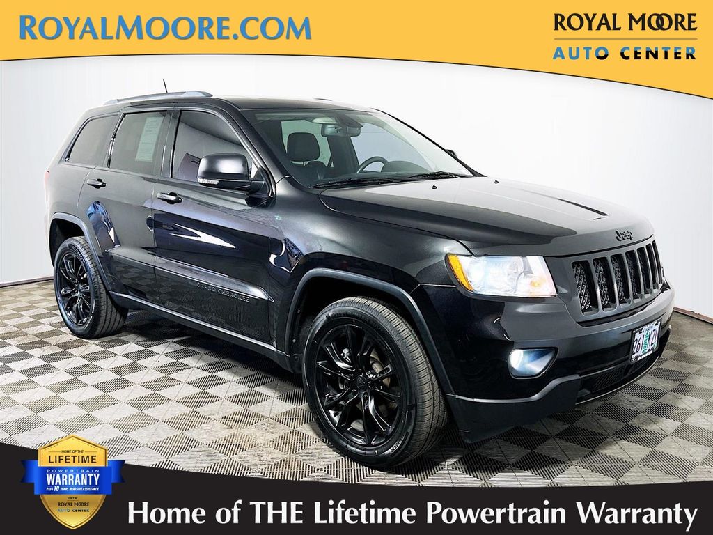 Brilliant Black Crystal Pearlcoat 2012 Jeep Grand Cherokee Limited 4WD SUV / Crossover Four-Wheel Drive 6-Speed Automatic