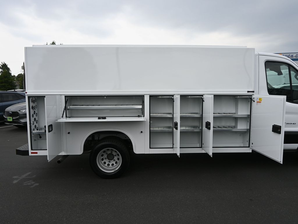 2024 Ford Transit 350 HD