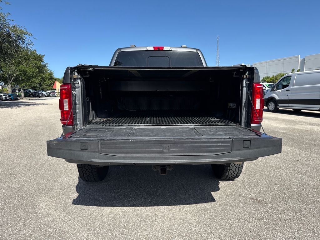 Used 2022 Gray Ford XLT w/ LIFTKIT image 29
