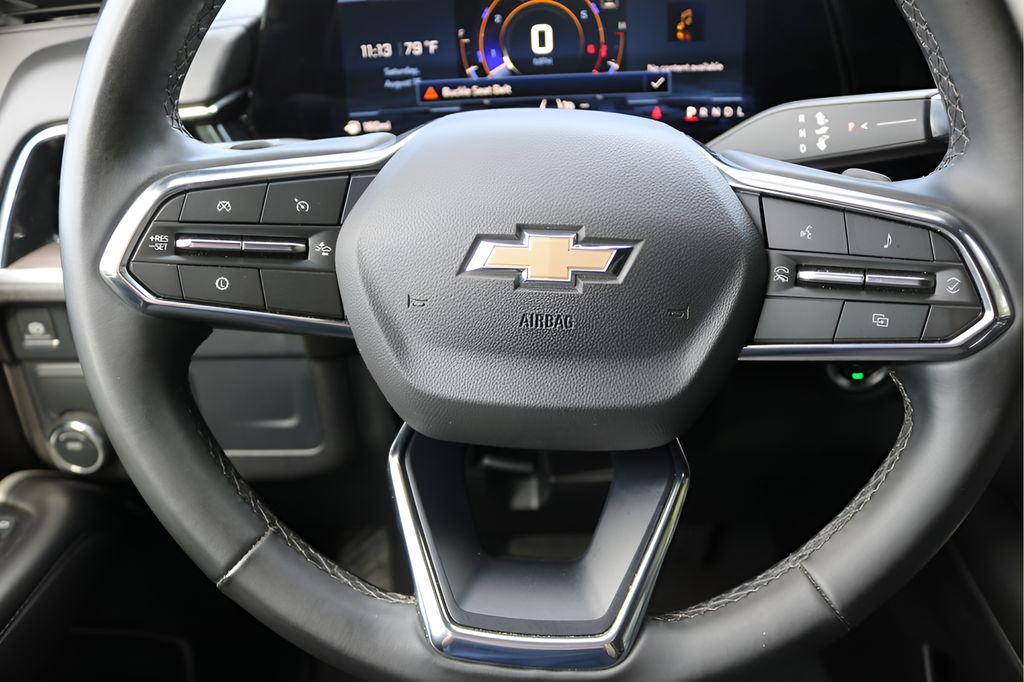 Used 2025 Gray Chevrolet LT image 23