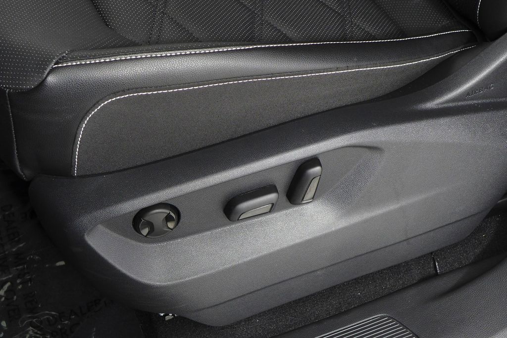 Thumbnail: 2025 Volkswagen Atlas - 23