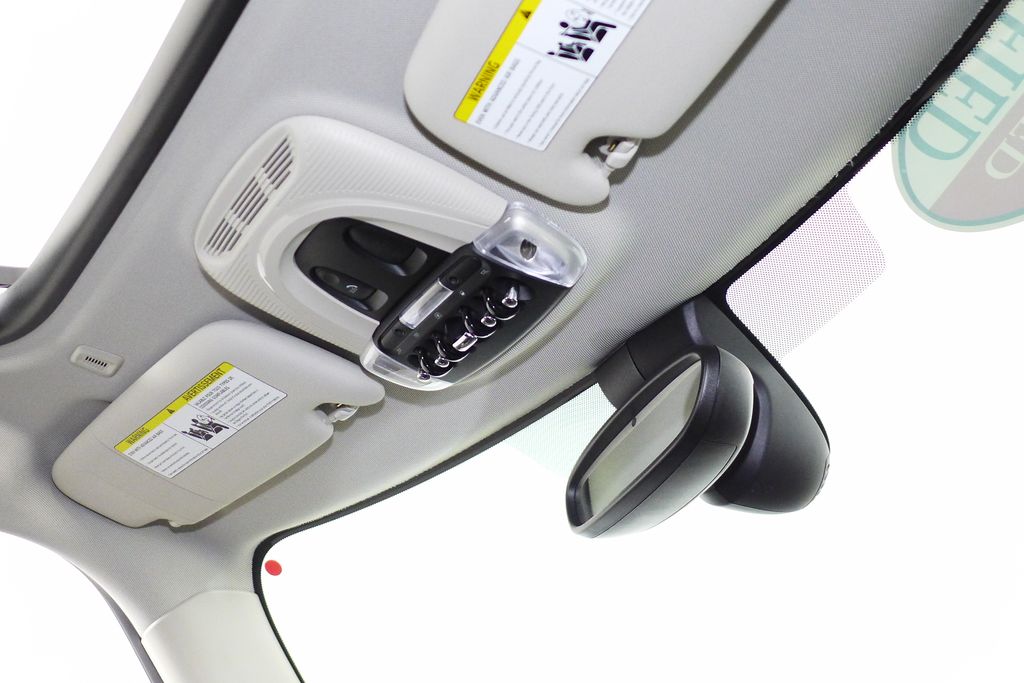 Thumbnail: 2023 MINI Cooper - 18