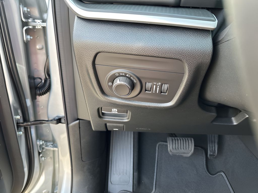 New Car 2025 Jeep Grand Cherokee  For Sale Under $40,000 In Austin, Texas