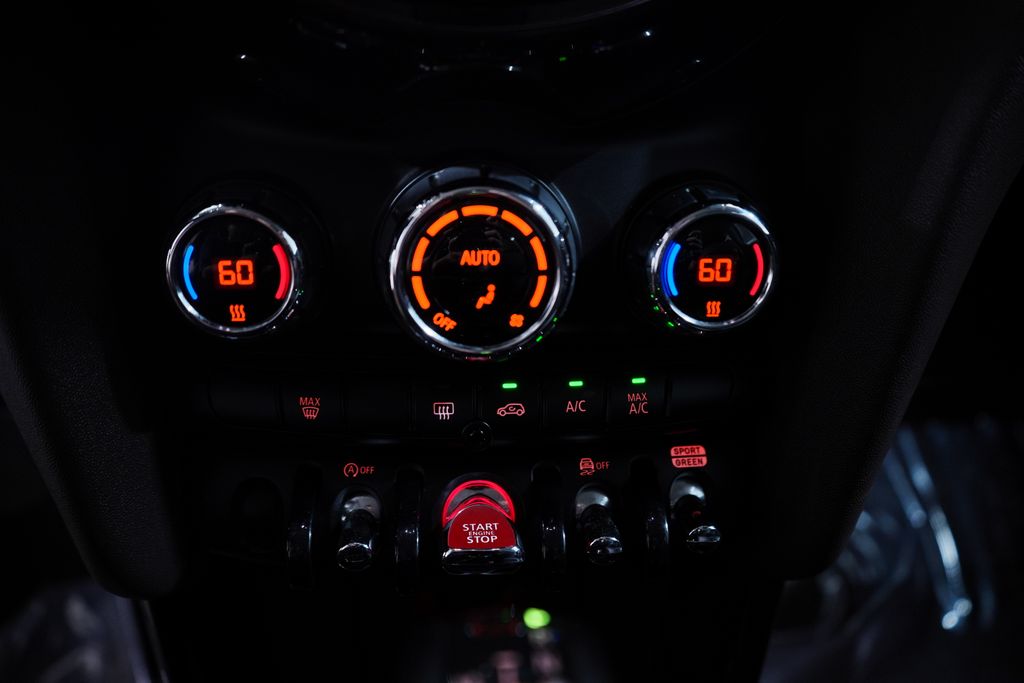 Thumbnail: 2018 MINI Cooper - 13