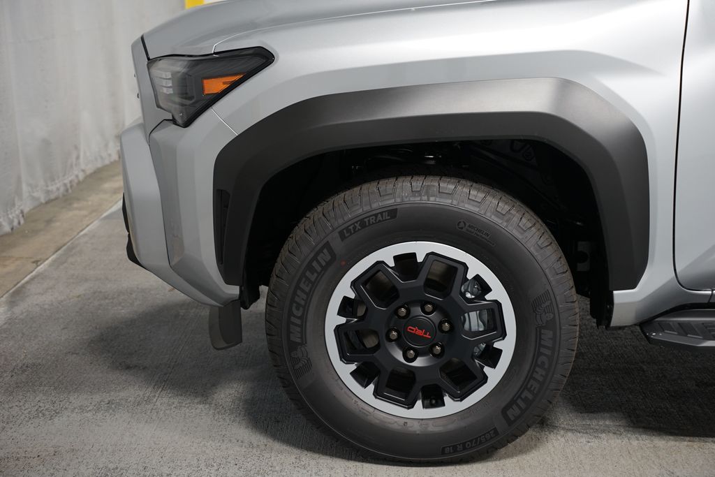 Thumbnail: 2025 Toyota 4Runner - 5