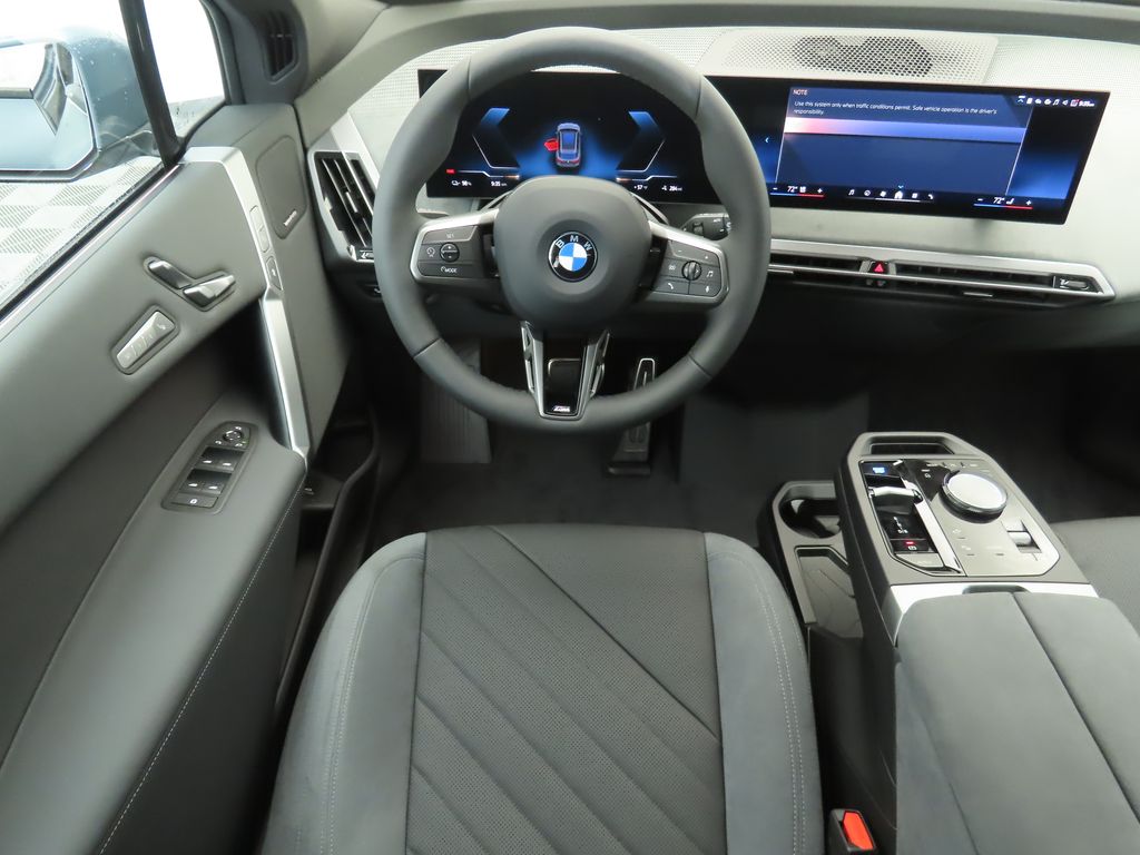 Thumbnail: 2026 BMW iX - 11