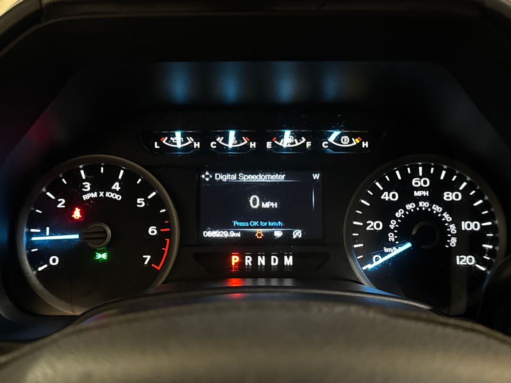 Certified Used 2019 Blue Ford XLT image 24